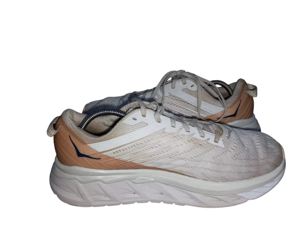 Hoka One